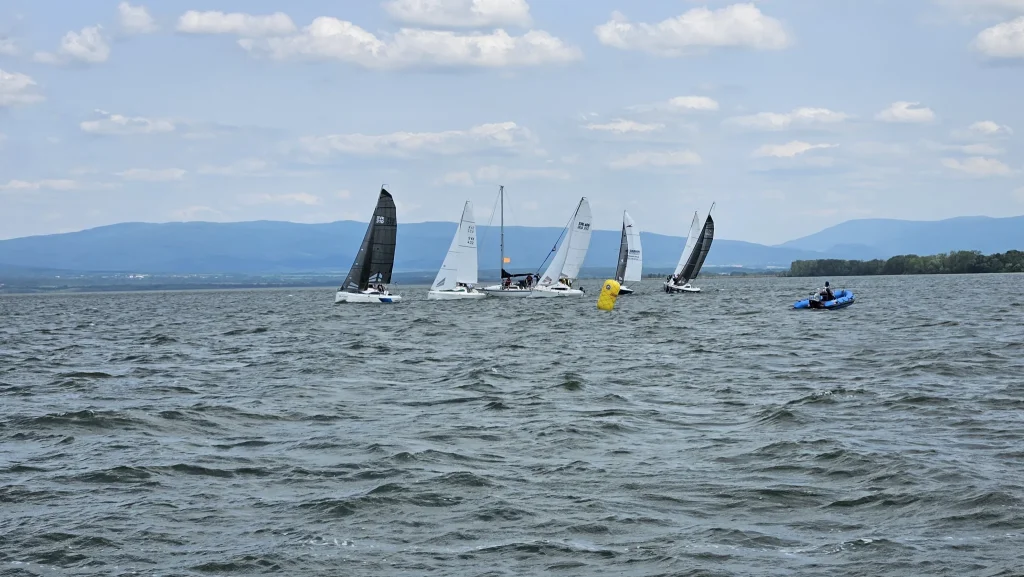 JACHTING ZEMPLÍNSKA ŠIRAVA